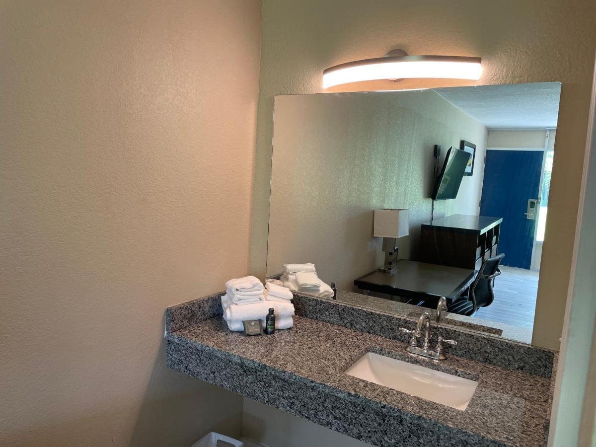 Econo Lodge Jennings Dış mekan fotoğraf